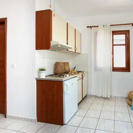 Apartament Seafront Glyfada 1 *